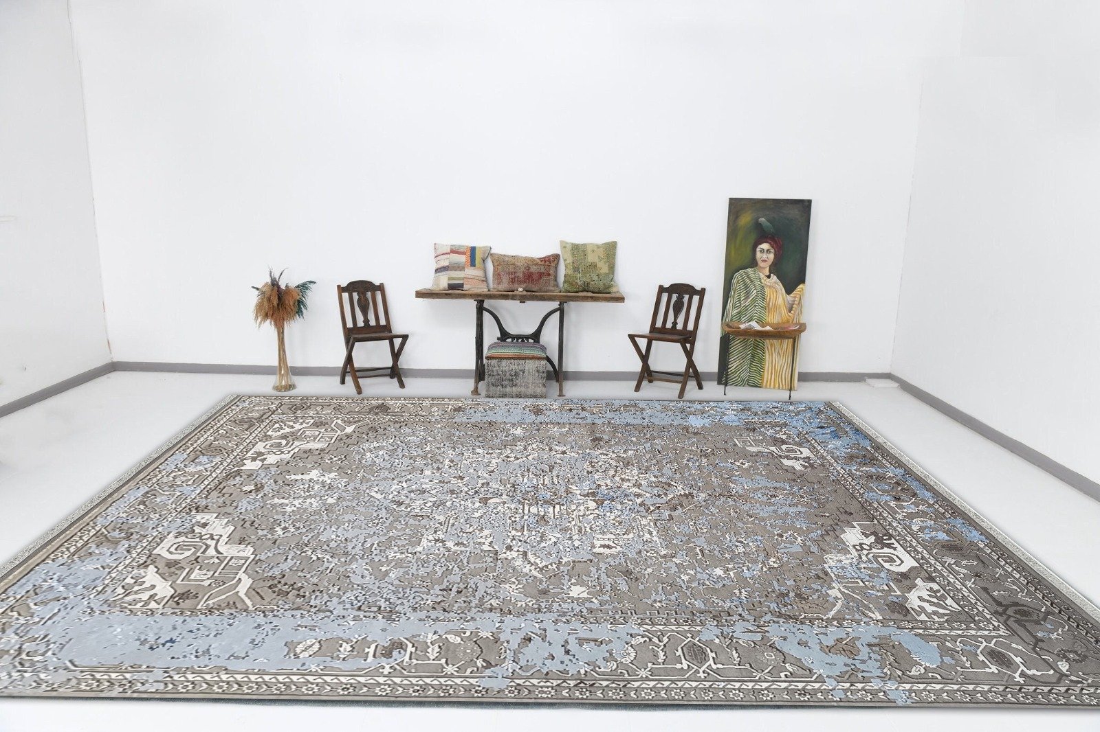 Hand Knotted Carpet - Image 2